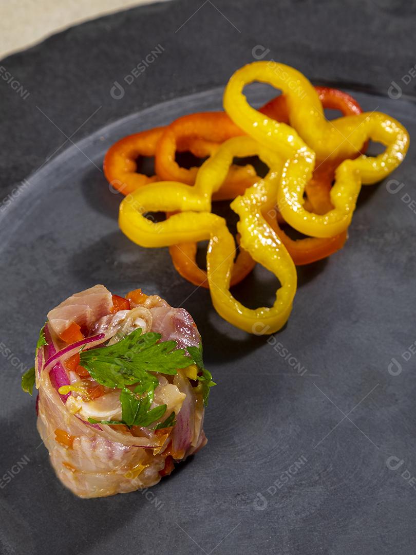 O ceviche peruano é um prato tradicional consumido no Peru Imagem JPG