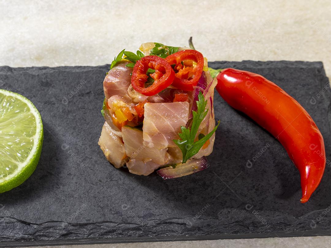 Ceviche de comida peruana. Culinária peruana e frutos do mar Imagem JPG