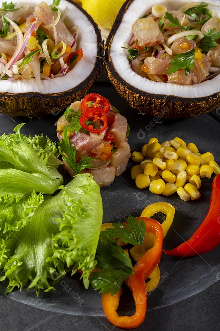 Fotos Ceviche de comida peruana. Culinária peruana e frutos do mar