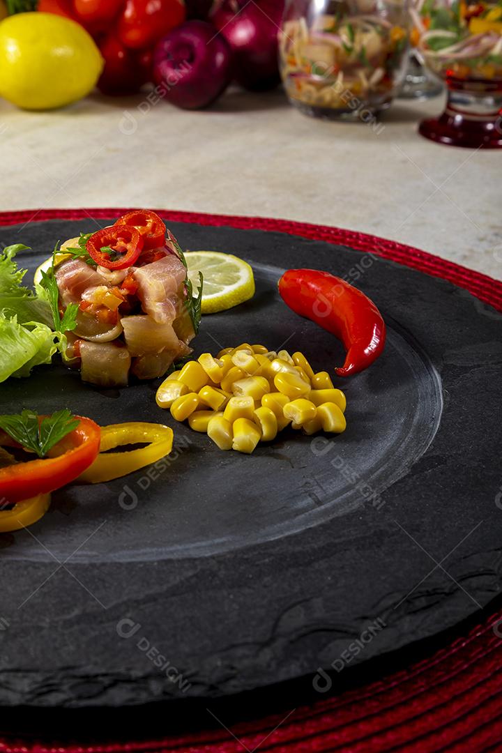 Ceviche de comida peruana. Culinária peruana e frutos do mar Imagem JPG