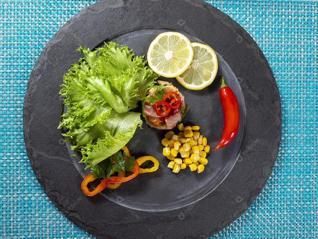 Ceviche de comida peruana. Culinária peruana e frutos do mar Imagem JPG