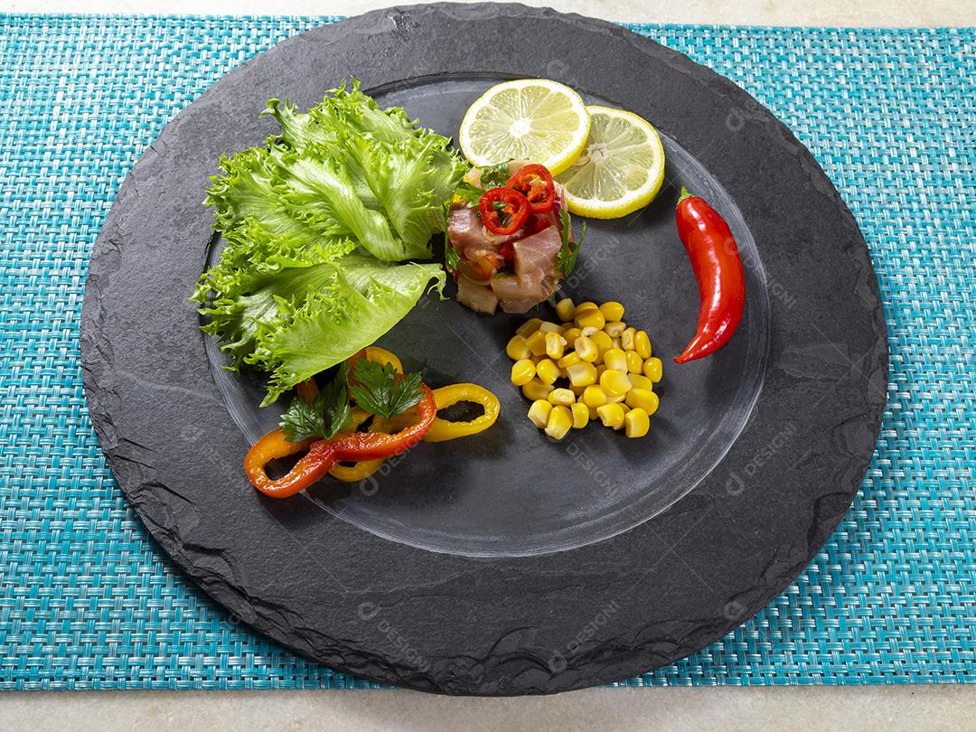 Ceviche de comida peruana. Culinária peruana e frutos do mar Imagem JPG