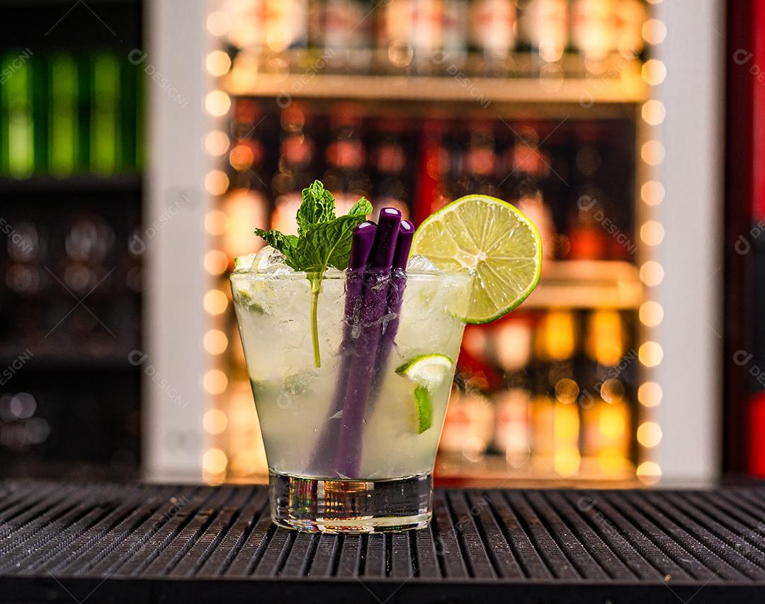 bebida Coquetel com vodka Bebida Alcoólica