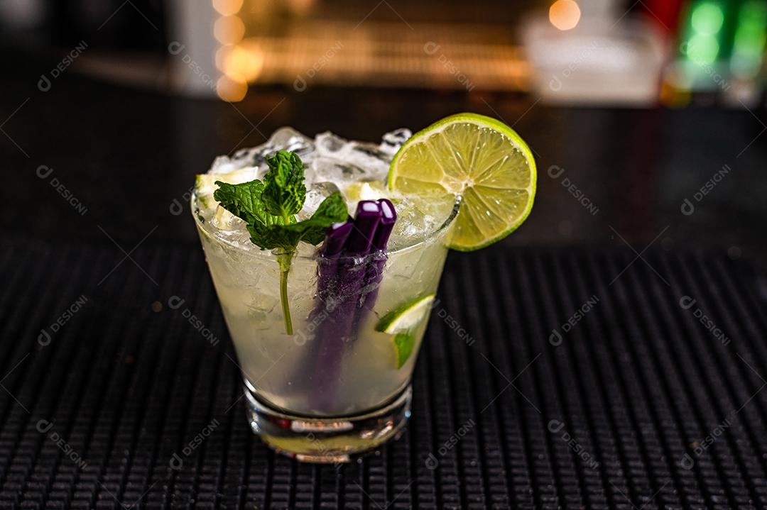 bebida Coquetel com vodka Bebida Alcoólica