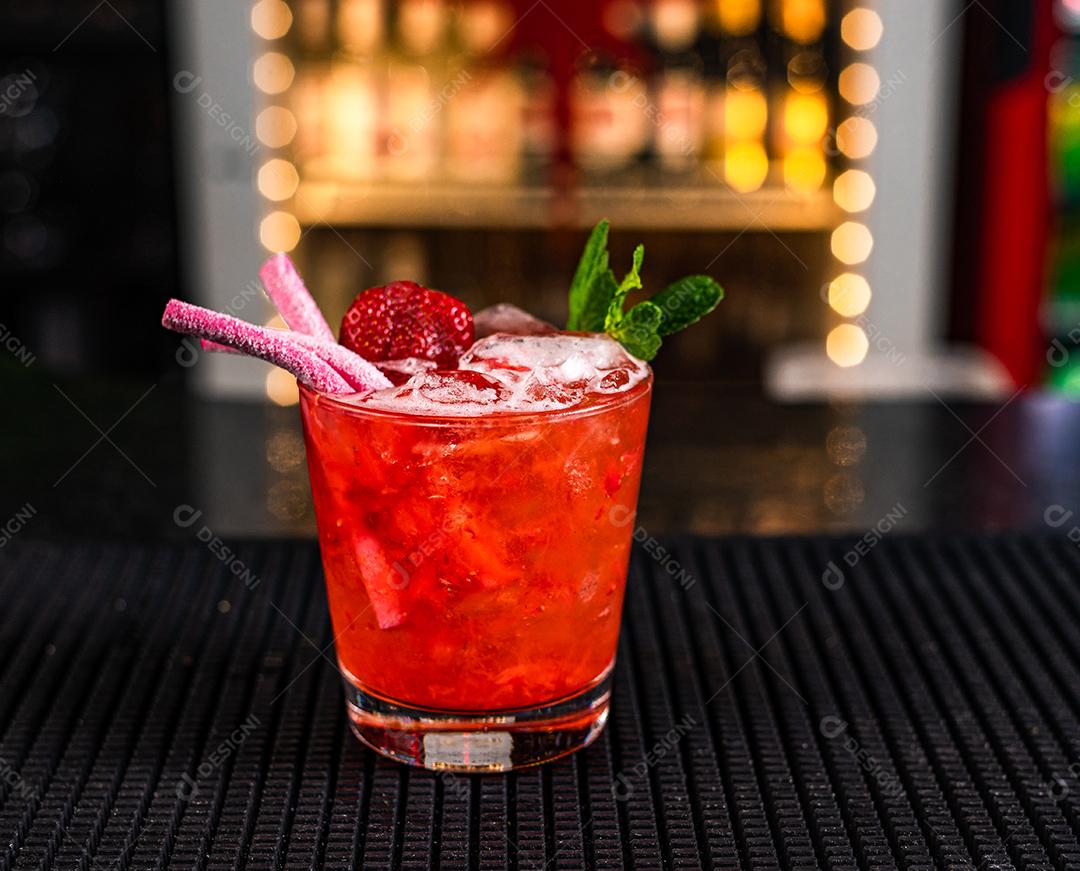 bebida-Coquetel de Morango Bebida Alcoólica