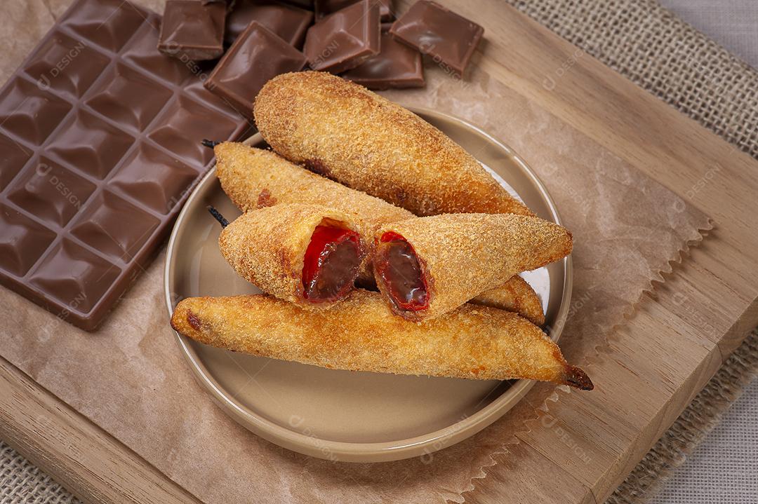 Pimenta frita com recheio de chocolate JPG