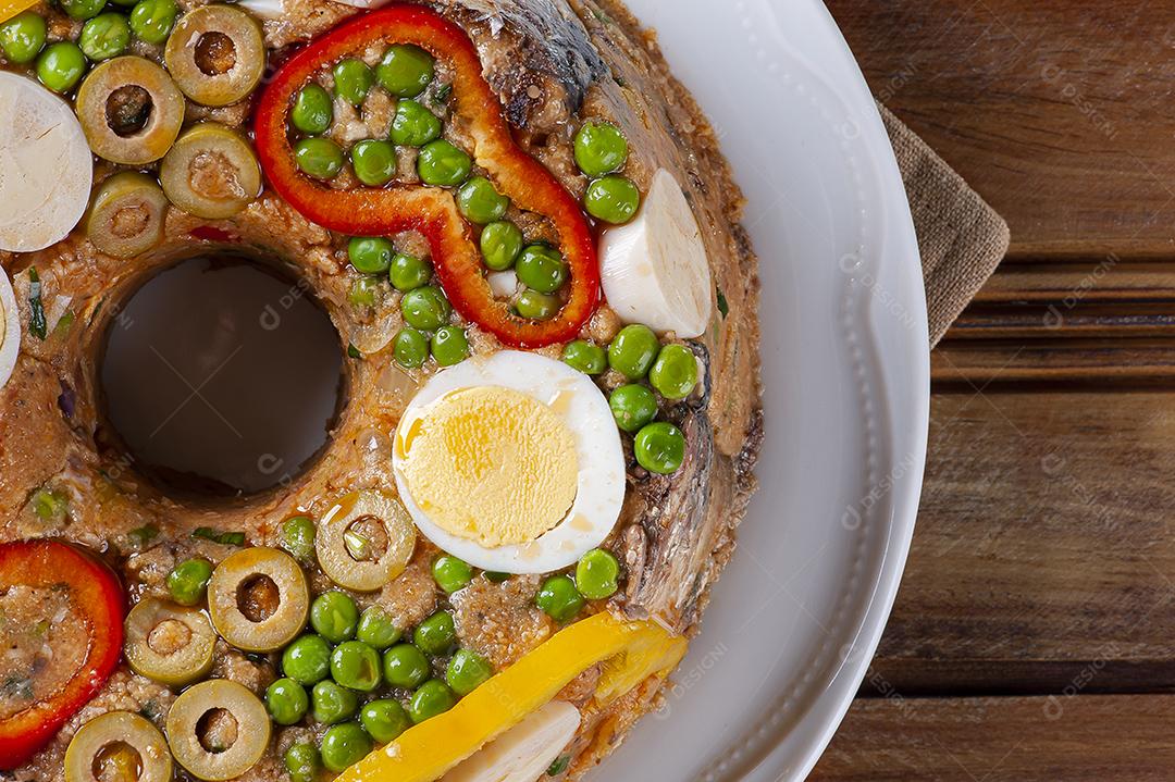 Prato típico da culinária brasileira chamado Cuscuz Paulista JPG