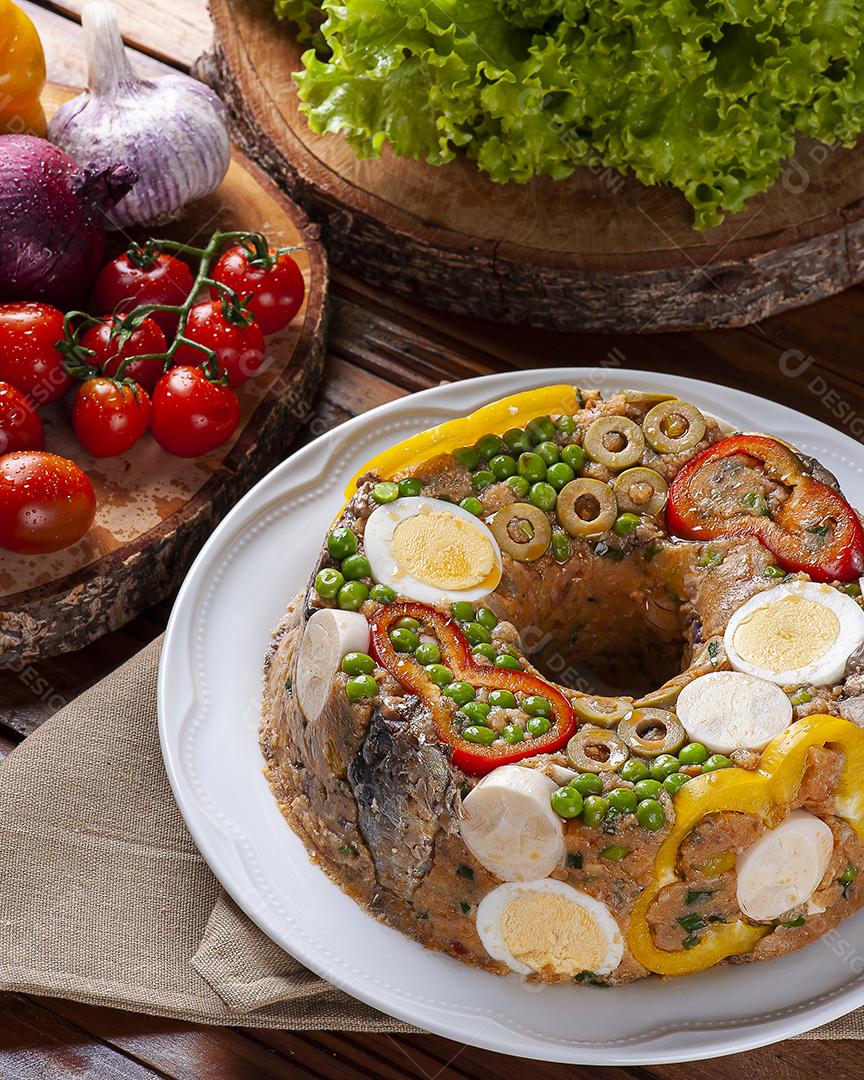 Prato típico da culinária brasileira chamado Cuscuz Paulista JPG