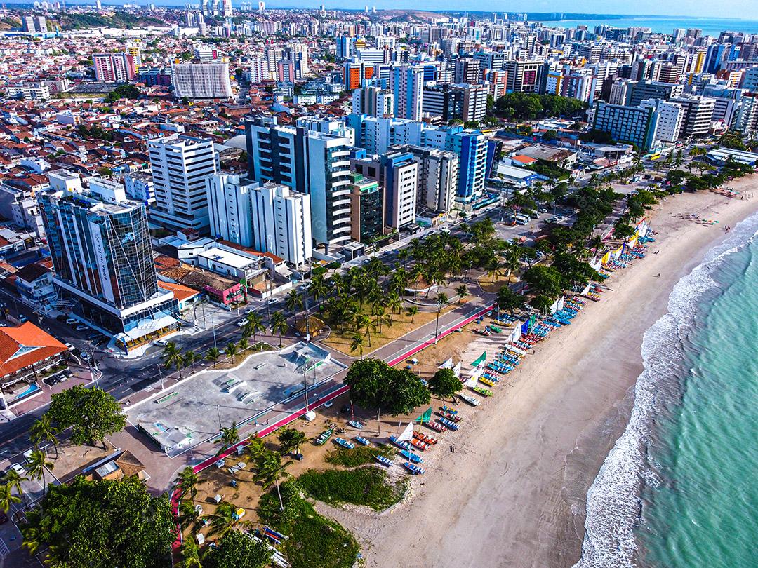 Praia da Pajussara na cidade de Maceió, Alagoas