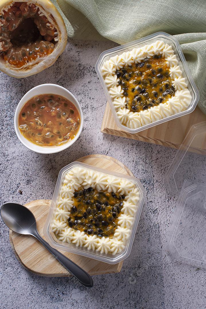 Bolo de maracujá na panela para entrega JPG