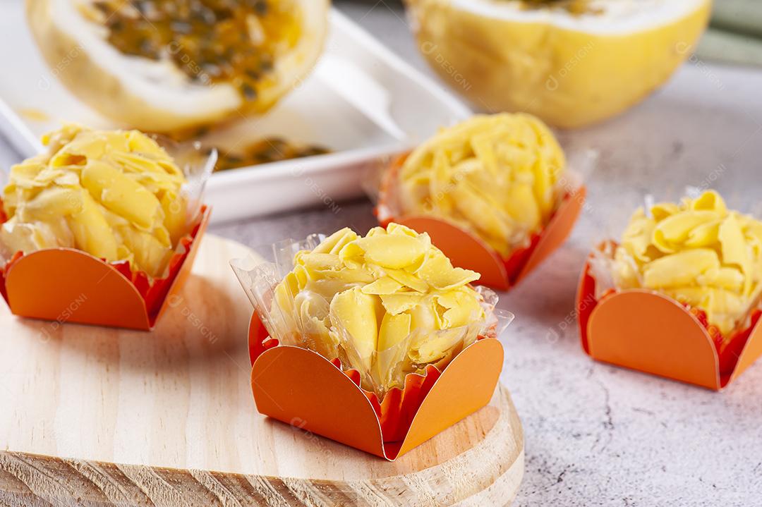 Brigadeiro de maracujá gourmet JPG