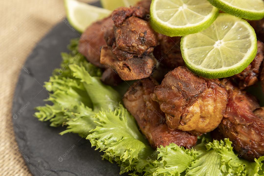 Frango frito Com Limão Imagem JPG