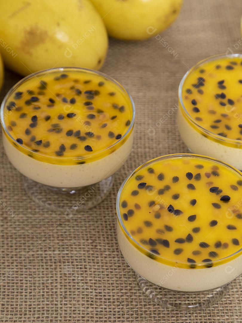 Mousse de maracuja comida fruta