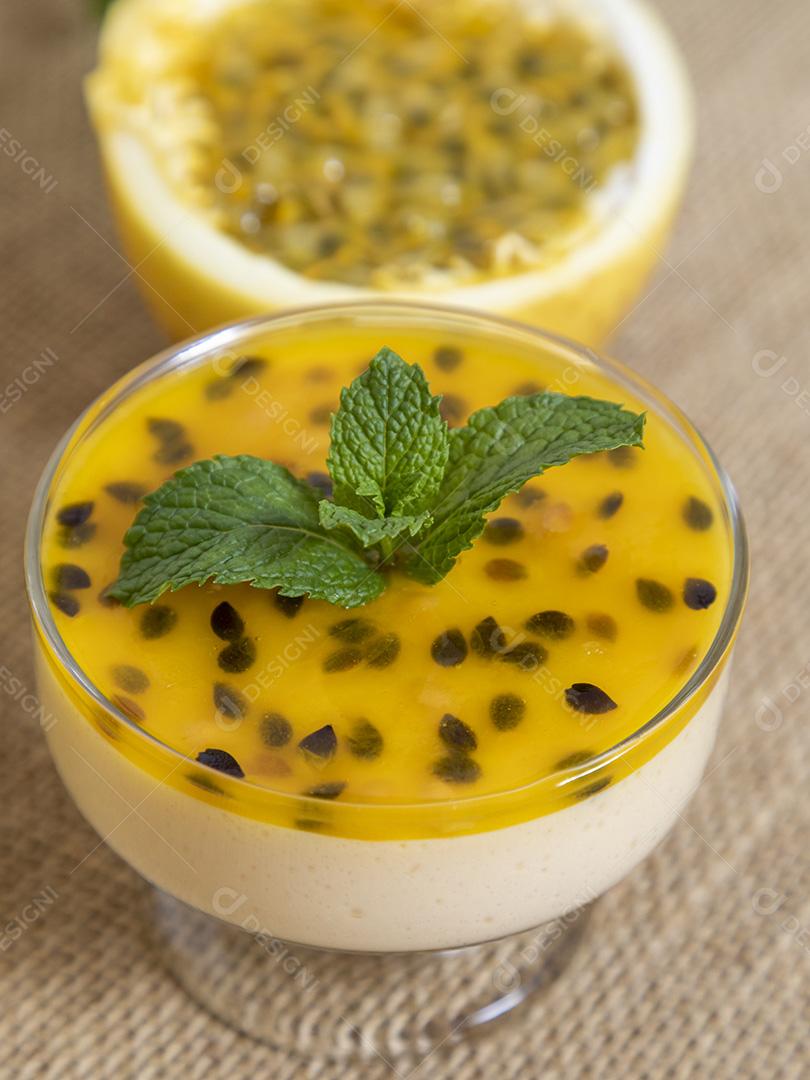 Mousse de maracuja comida fruta