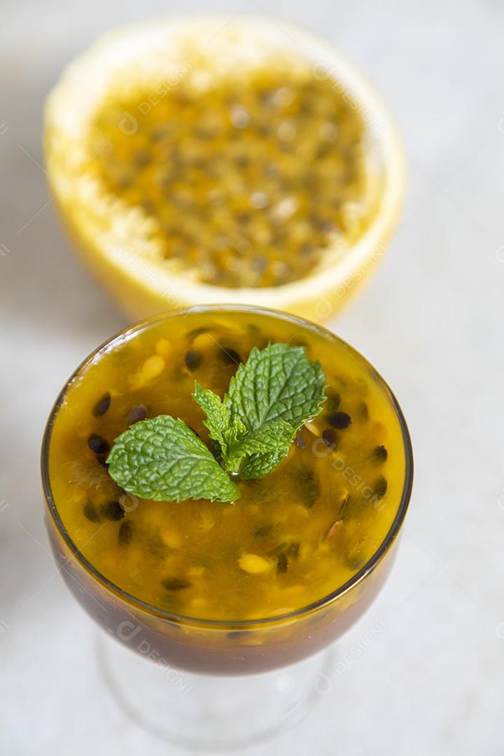 Mousse de maracuja comida fruta