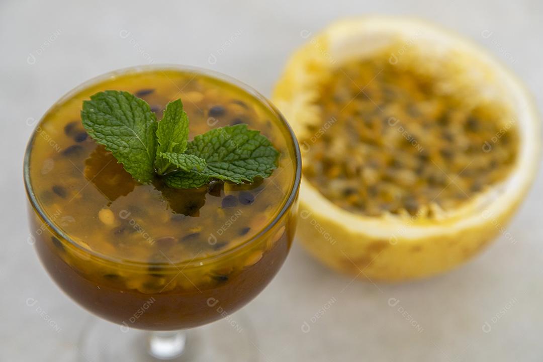 Mousse de maracuja comida fruta