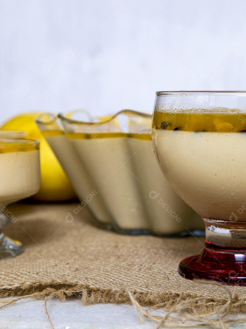 Sobremesa Mousse de maracujá servido na tigela