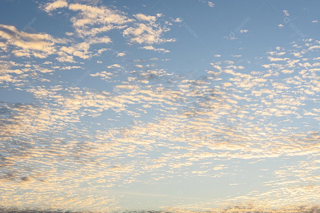 Céu Bonito com sol JPG