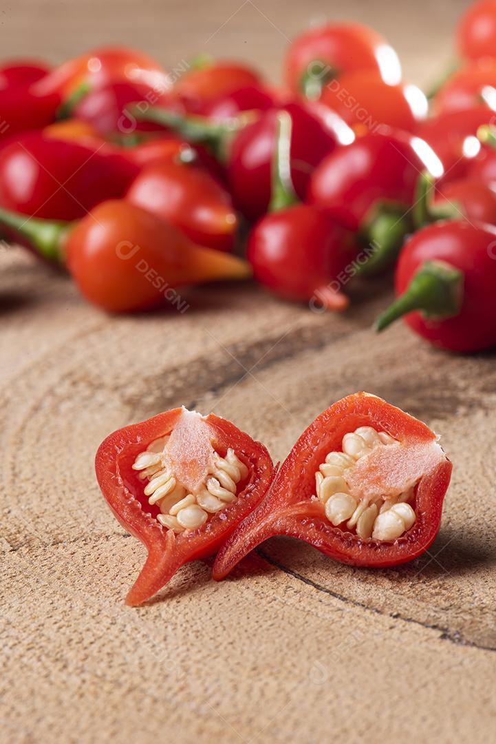 Pimenta biquinho. Muito tradicional no Brasil JPG