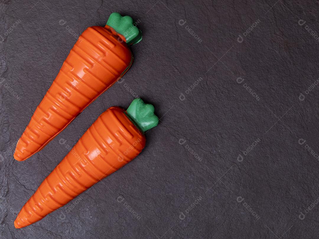 Cenoura De Chocolate Recheada Páscoa Imagem JPG