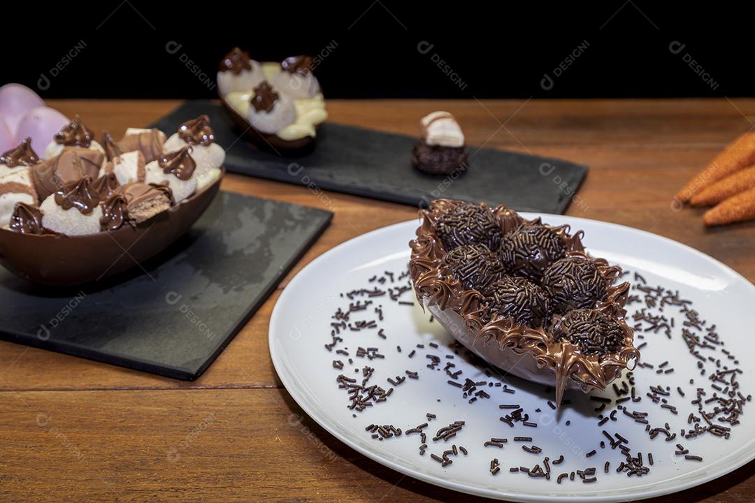Ovos de páscoa de chocolate Imagem JPG