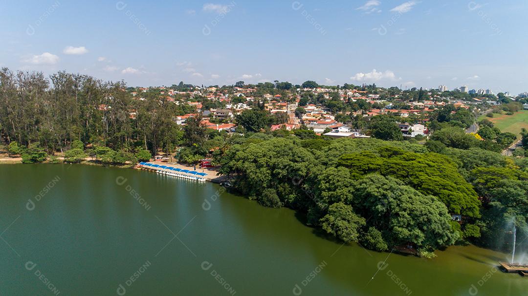 Lagoa do Taquaral em Campinas, vista de cima, parque de Portugal, São Paulo, Brasil JPG