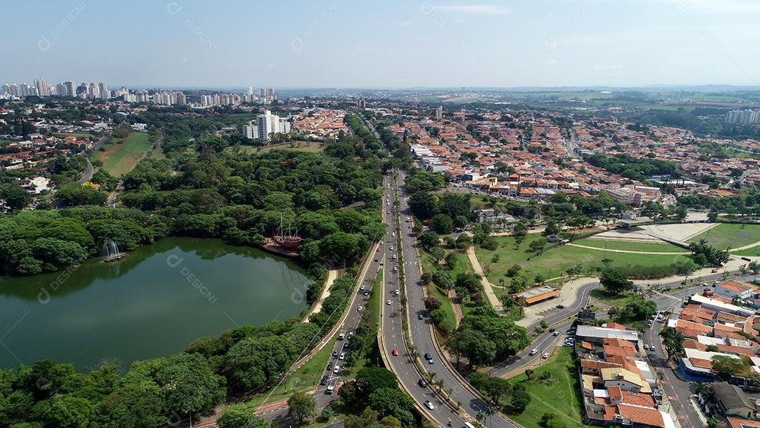 Lagoa do Taquaral em Campinas, vista de cima, parque de Portugal, São Paulo, Brasil JPG