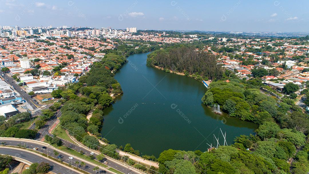 Lagoa do Taquaral em Campinas, vista de cima, parque de Portugal, São Paulo, Brasil JPG