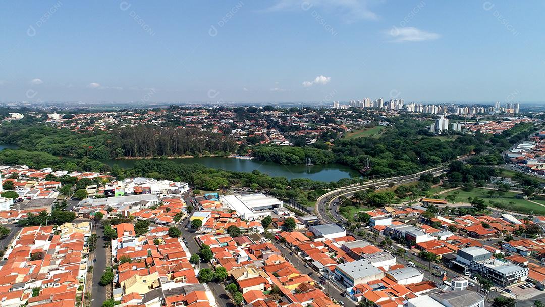 Lagoa do Taquaral em Campinas, vista de cima, parque de Portugal, São Paulo, Brasil JPG