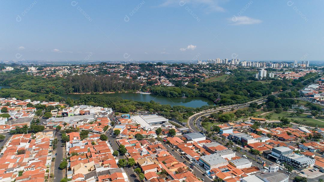 Lagoa do Taquaral em Campinas, vista de cima, parque de Portugal, São Paulo, Brasil JPG