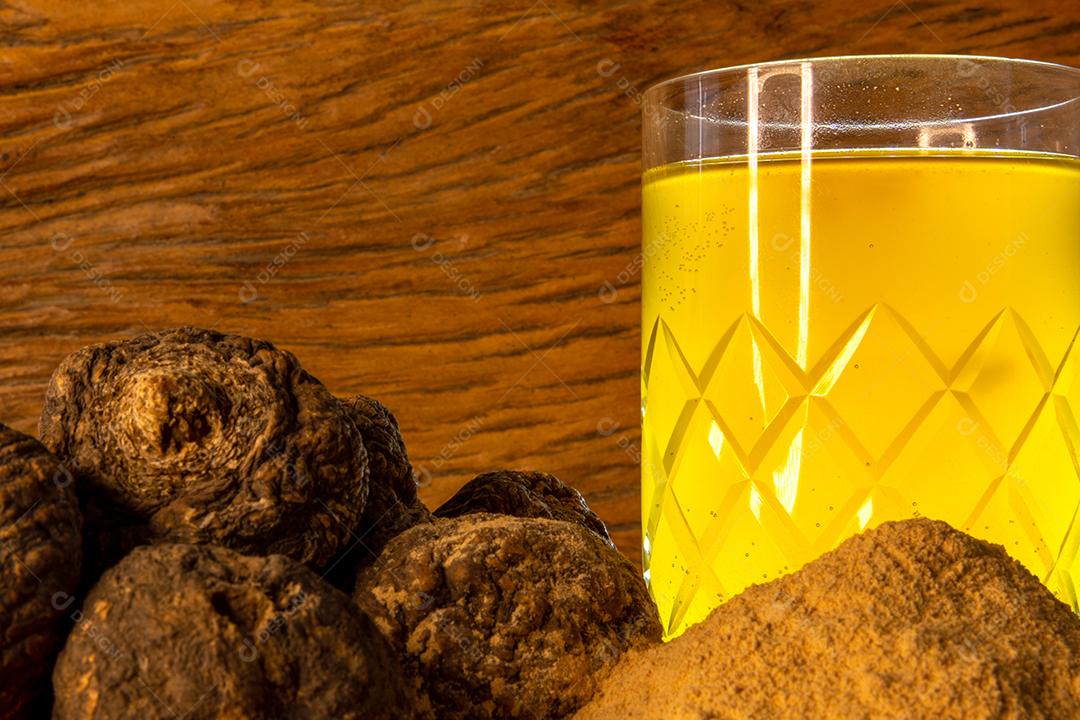 Chá de gengibre. Gengibre em pó JPG