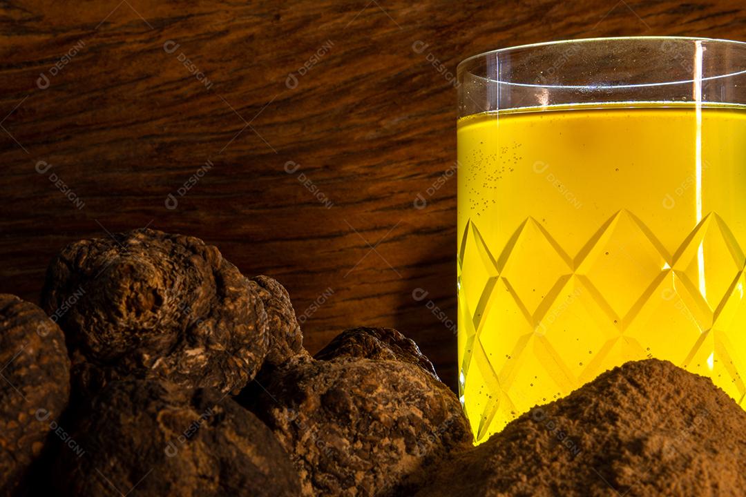 Chá de gengibre. Gengibre em pó JPG