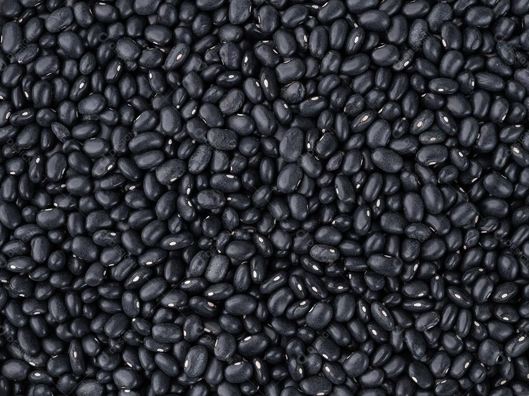 Vista superior dos feijões pretos. Pano de fundo alimentar JPG