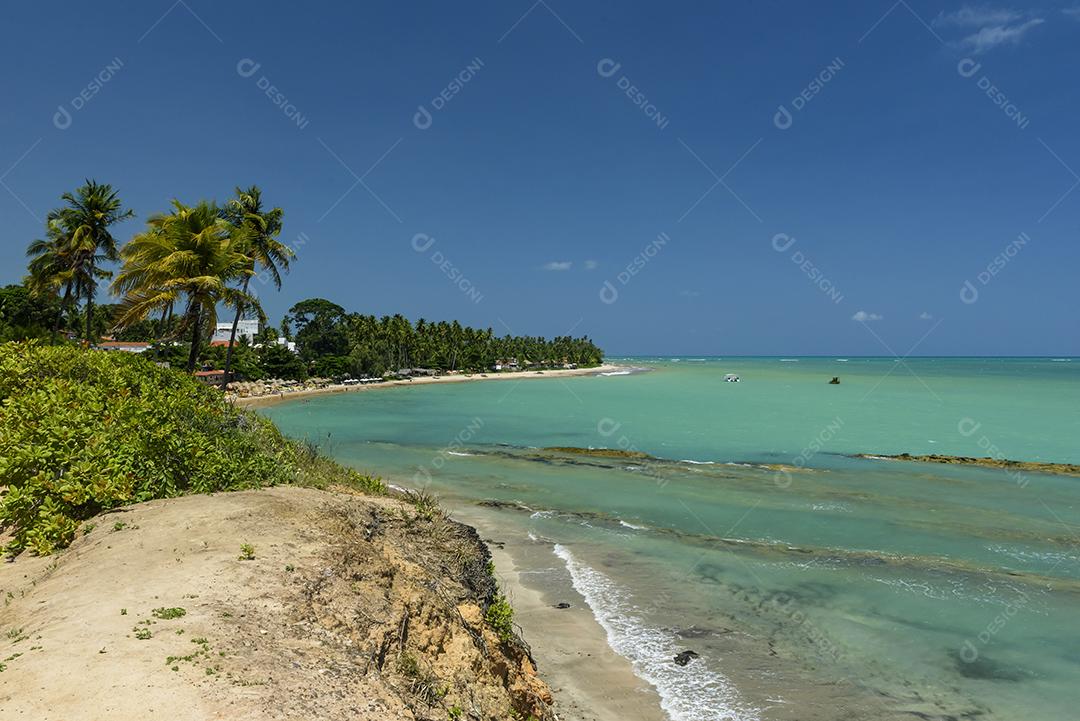 Paisagem Praia de Japaratinga, Alagoas ceu azul