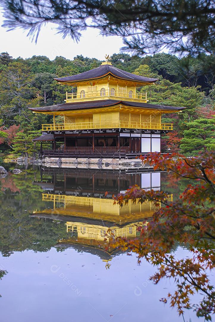 Kinkaku-ji, o famoso Templo de Ouro de Quioto