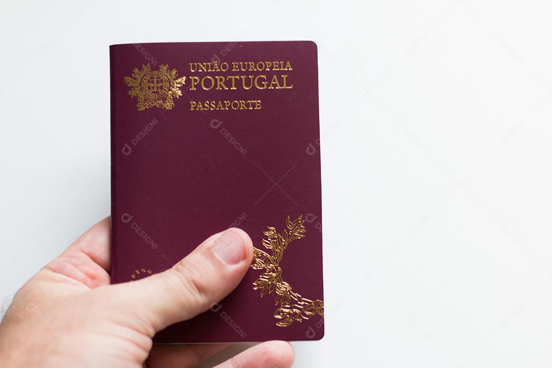 Passaporte português. União Europeia Portugal escrito