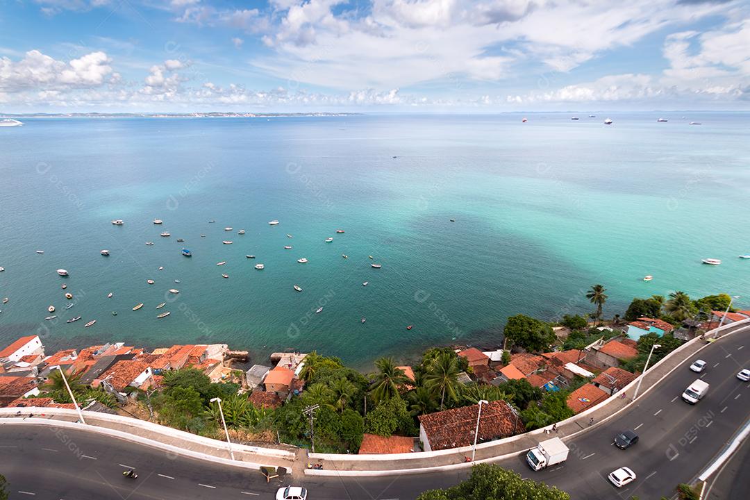 Vista aérea da Baía de Todos os Santos em Salvador Bahia