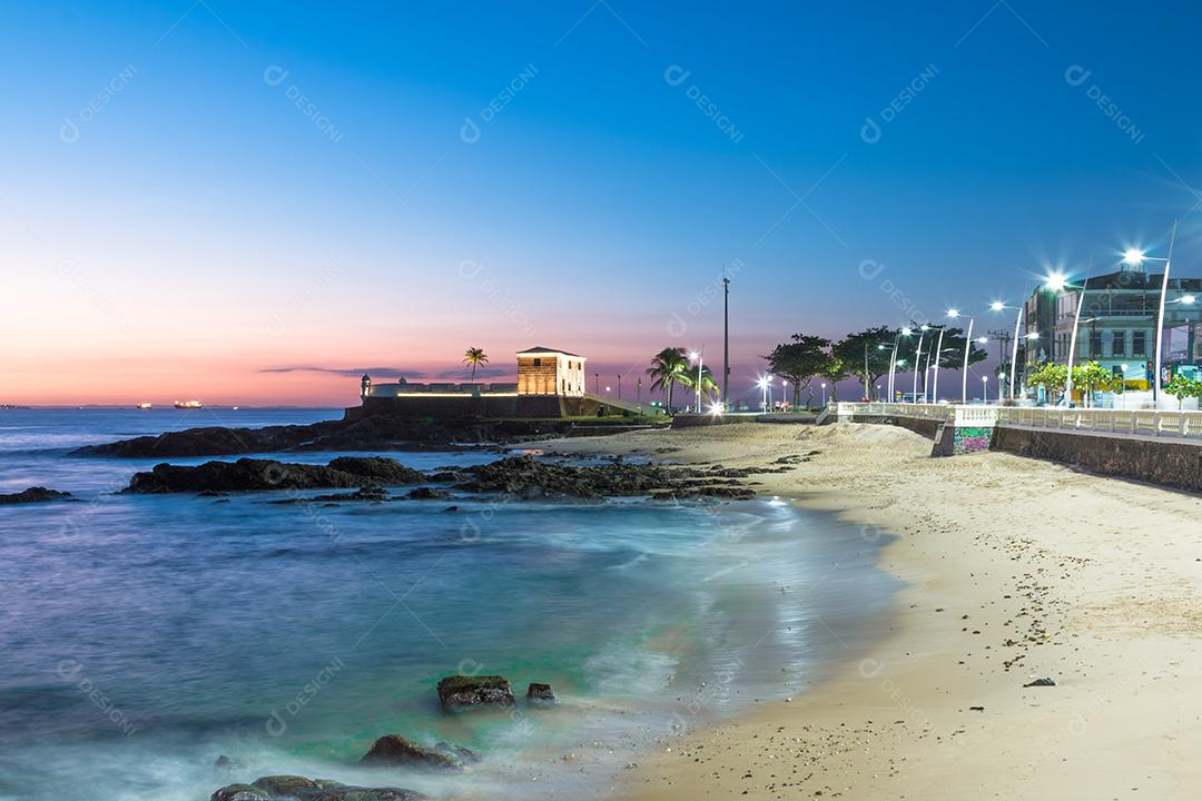 Fim de tarde na praia da Barra em Salvador Bahia Brasil