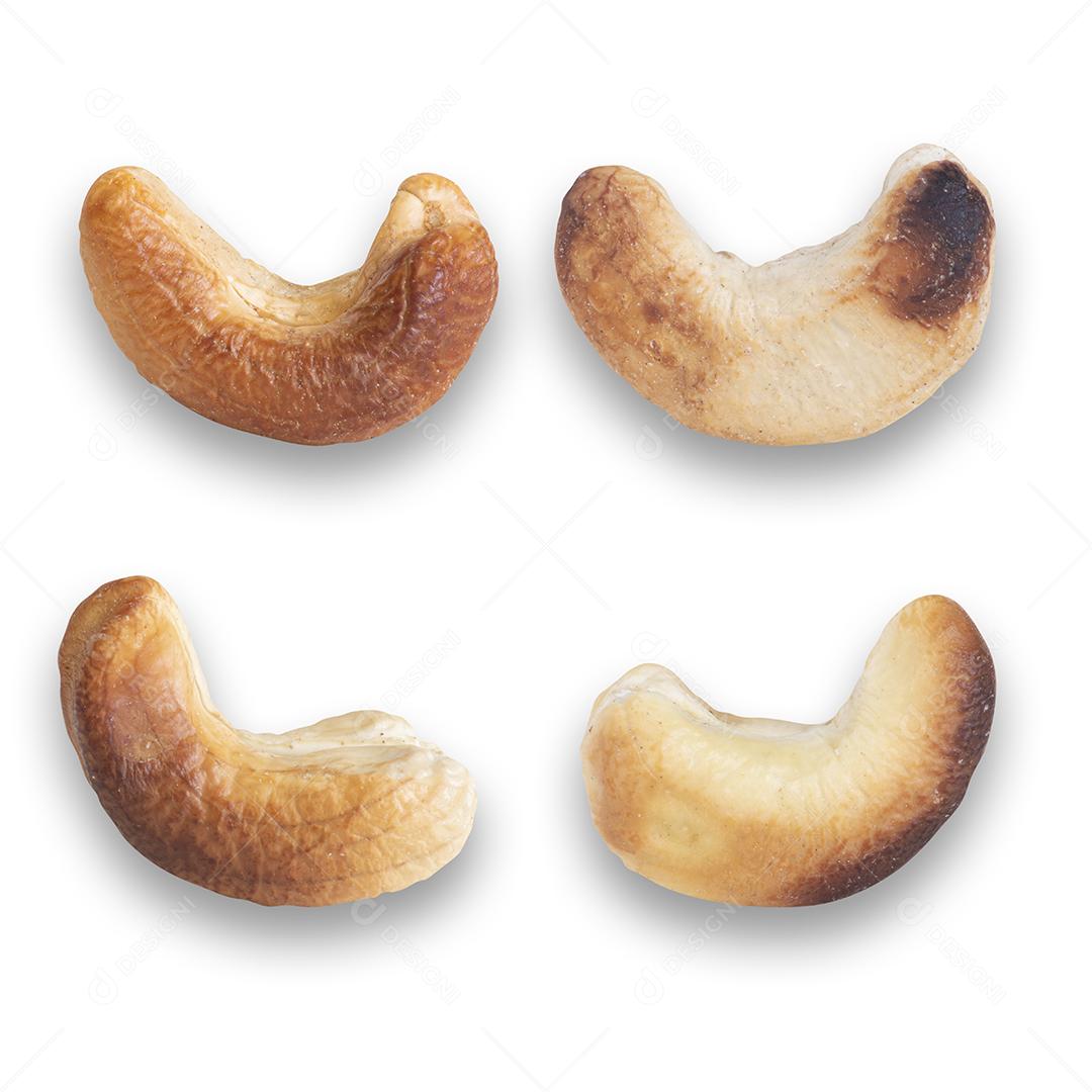 Castanhas de caju isoladas no fundo branco. Com caminho de recorte.