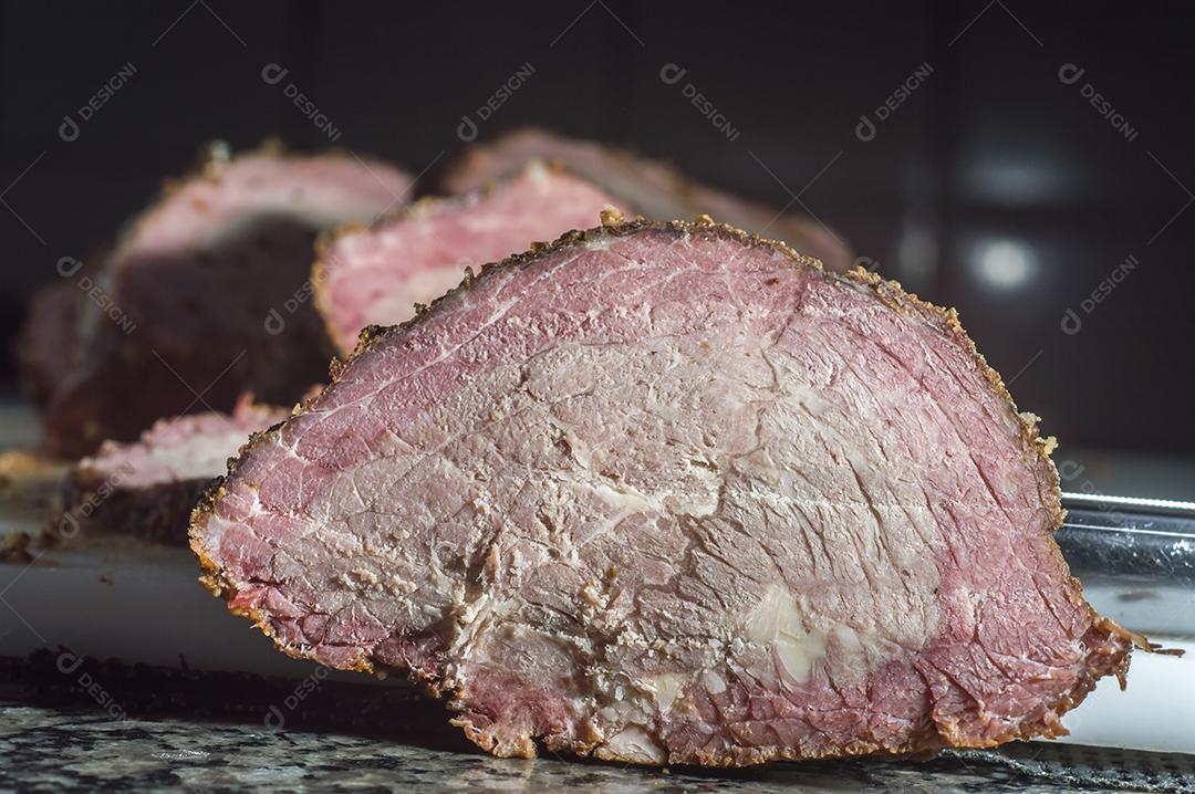 Carne com o nome de cupim, bife de corcunda, corte de carne da parte superior do boi