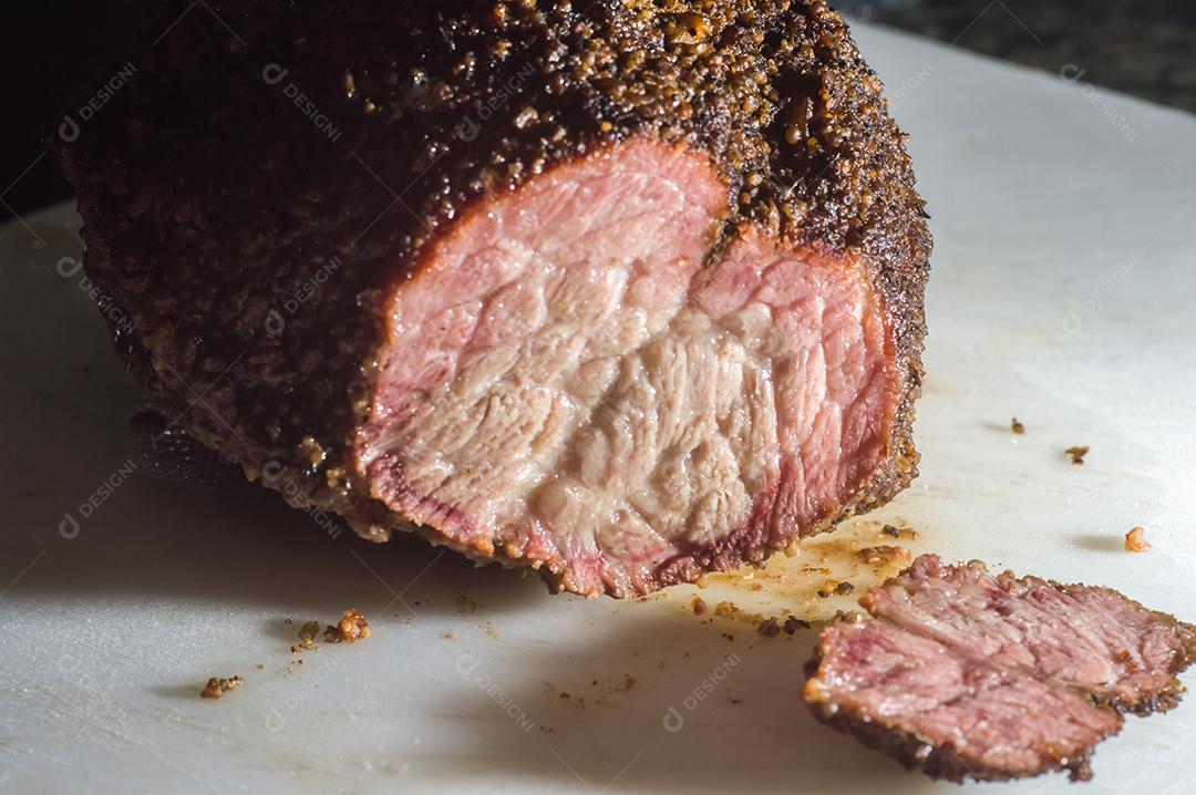 Carne com o nome de cupim, bife de corcunda, corte de carne da parte superior do boi