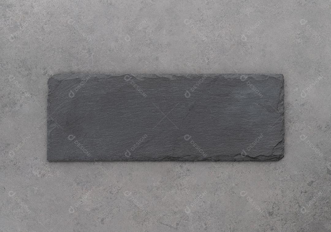 Placa de pedra vazia com espaço sobre fundo de pedra