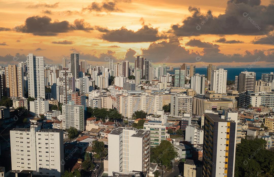 Vista aérea de drone da paisagem urbana de Salvador, Bahia, Brasil. Aeria