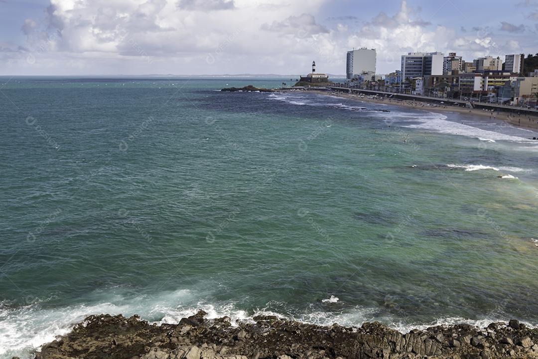 Vista da praia da Barra na cidade de Salvador Bahia Brasil