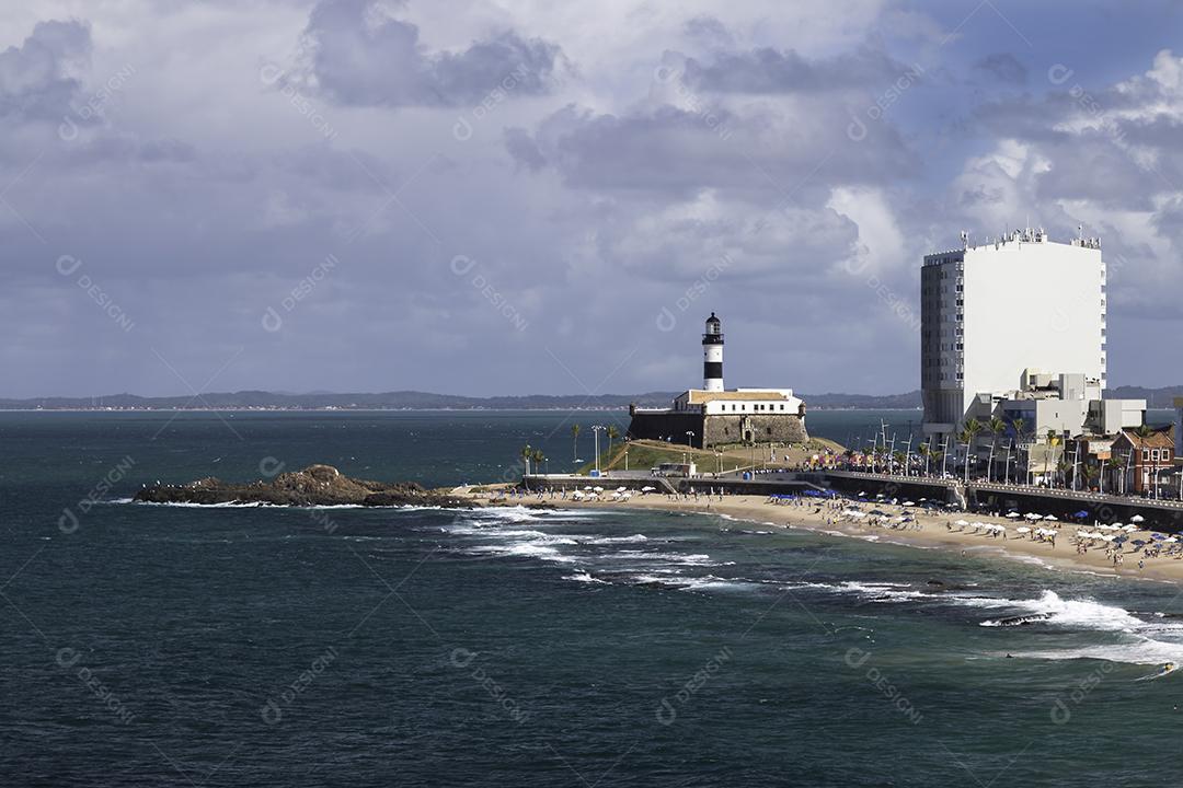 Vista da praia da Barra na cidade de Salvador Bahia Brasil