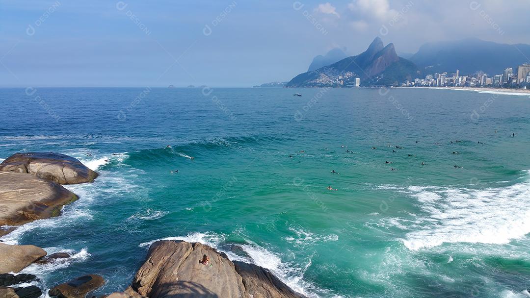 Famosa praia do Arpoador e Ipanema no Rio de Janeiro Brasil.