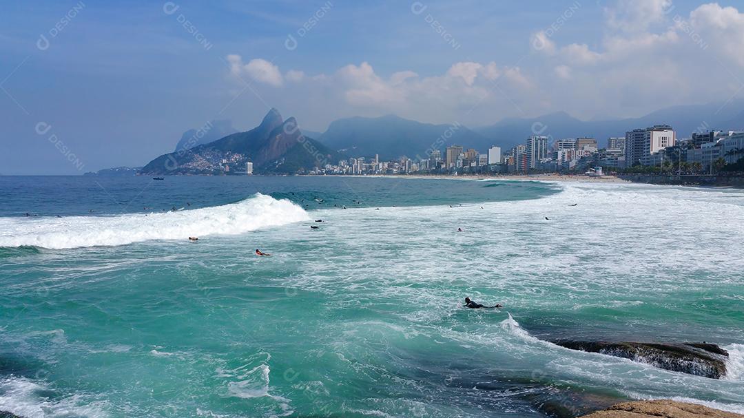 Famosa praia do Arpoador e Ipanema no Rio de Janeiro Brasil