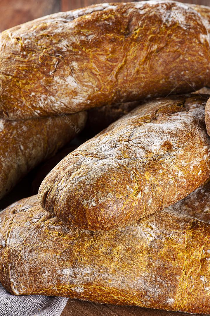 Pão de fermento natural com açafrão