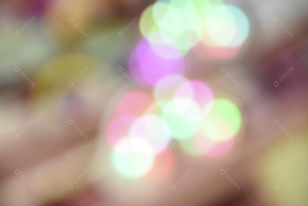 Fundo de efeito de luzes coloridas e desfocadas