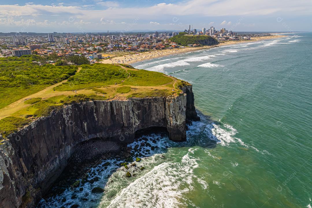 Vista aérea de Torres, Rio Grande do Sul, Brasil. Cidade litorânea no sul do Brasil.